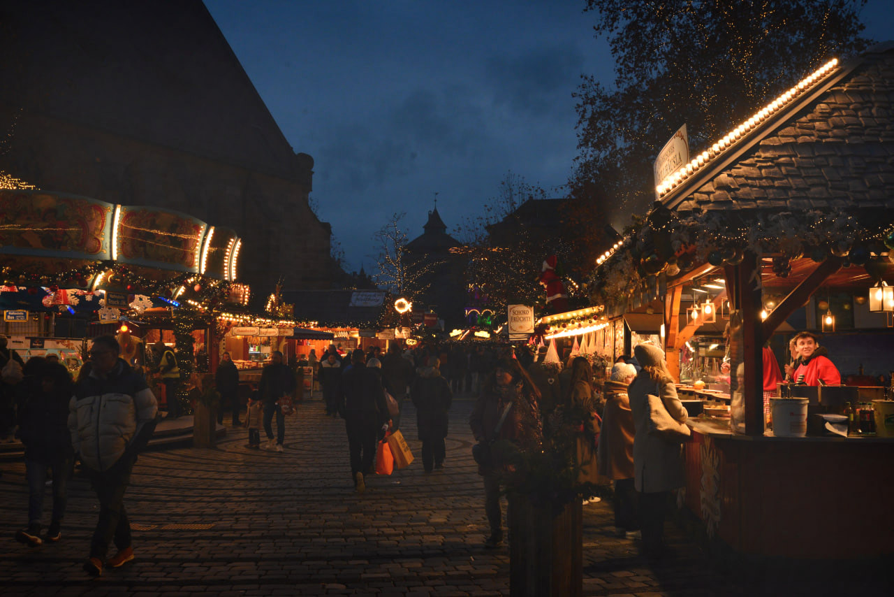 Weihnachtsmarkt Nürnberg 2025 - Historische Altstadt im Winter