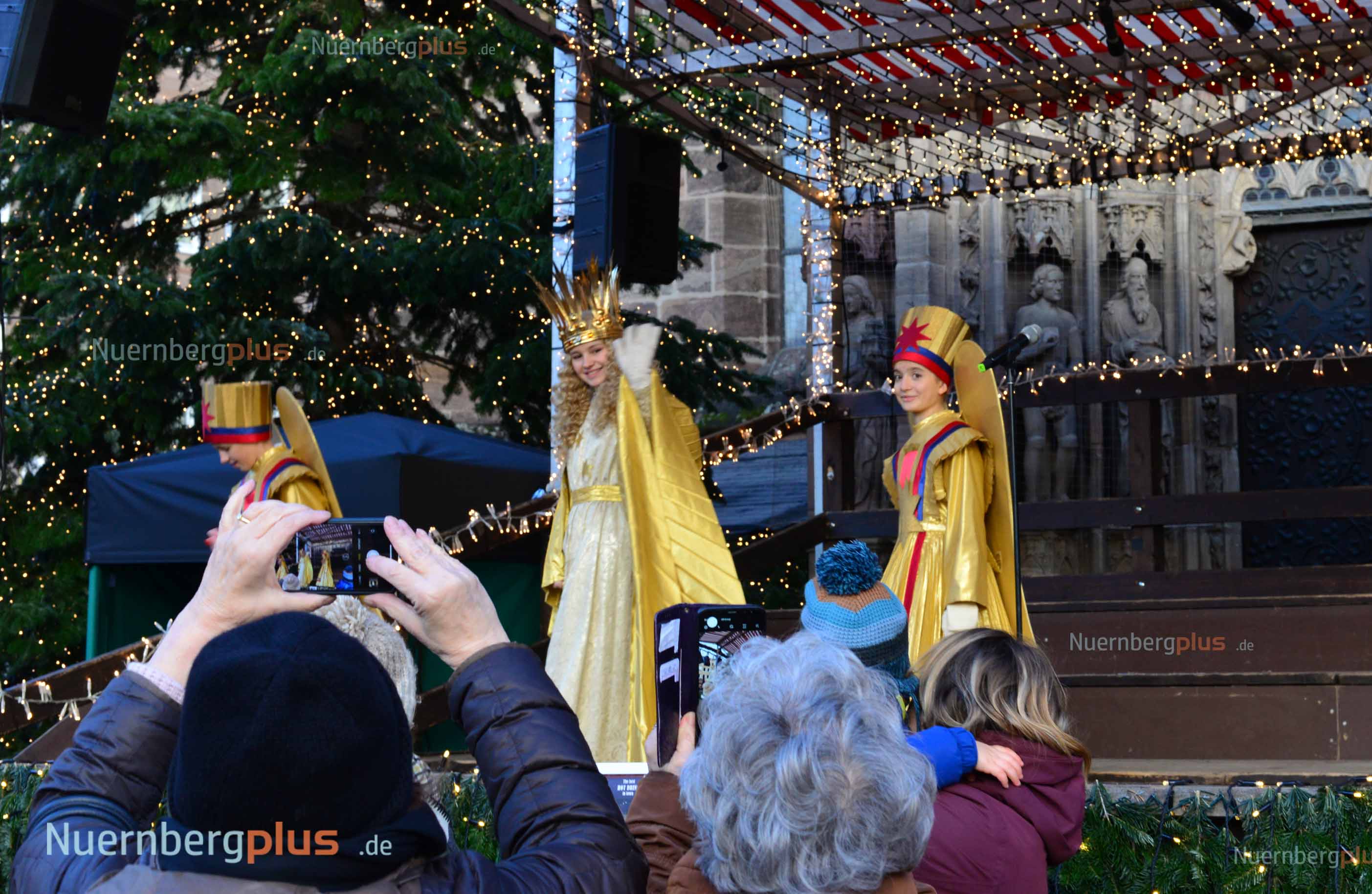 Nürnberger Christkindlesmarkt 2025 - Lebkuchen und Kunsthandwerk