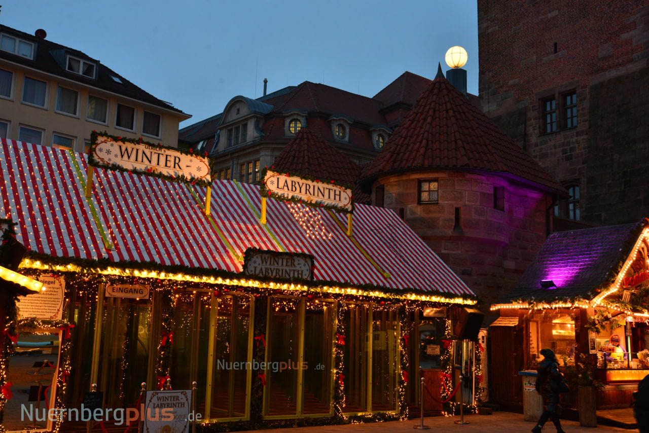 Weihnachtsmarkt Nürnberg 2025 - Rostbratwurst und Bier